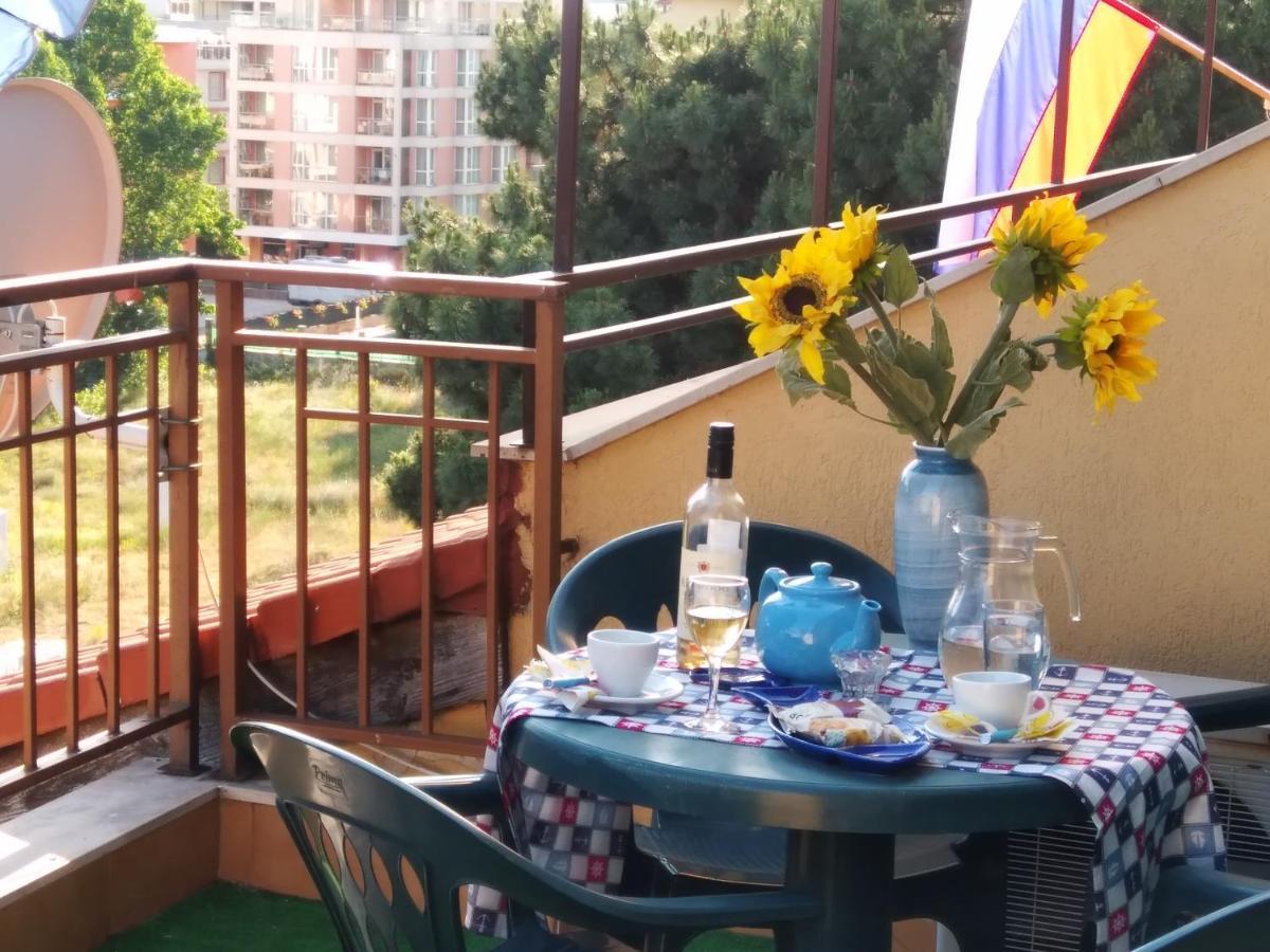 Golden Dreams Apartment Sunny Beach Exterior foto